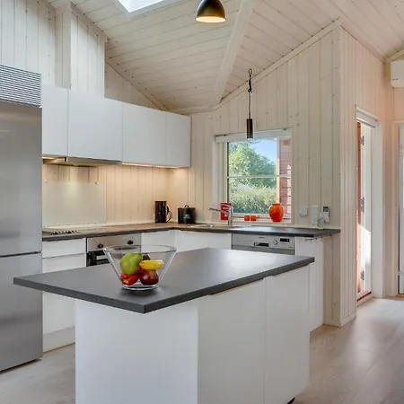 Ferienhaus Lovely In With Kitchen